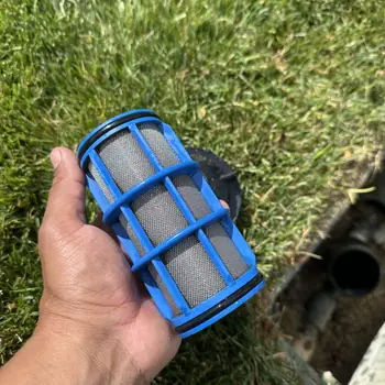 Screen filter after service &mdash; cleaned and clear